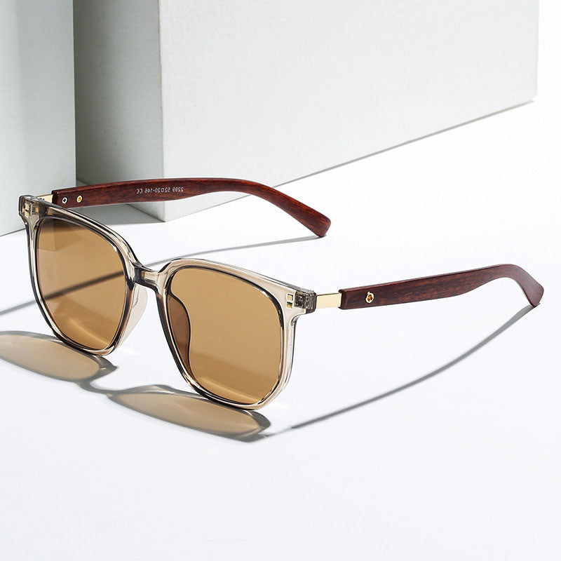 Unisex vintage stylish sunglasses with UV protection. Perfect lightweight fashion accessory for summer style.