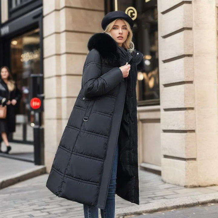 Warm and luxurious women's winter jacket, perfect for cold weather.