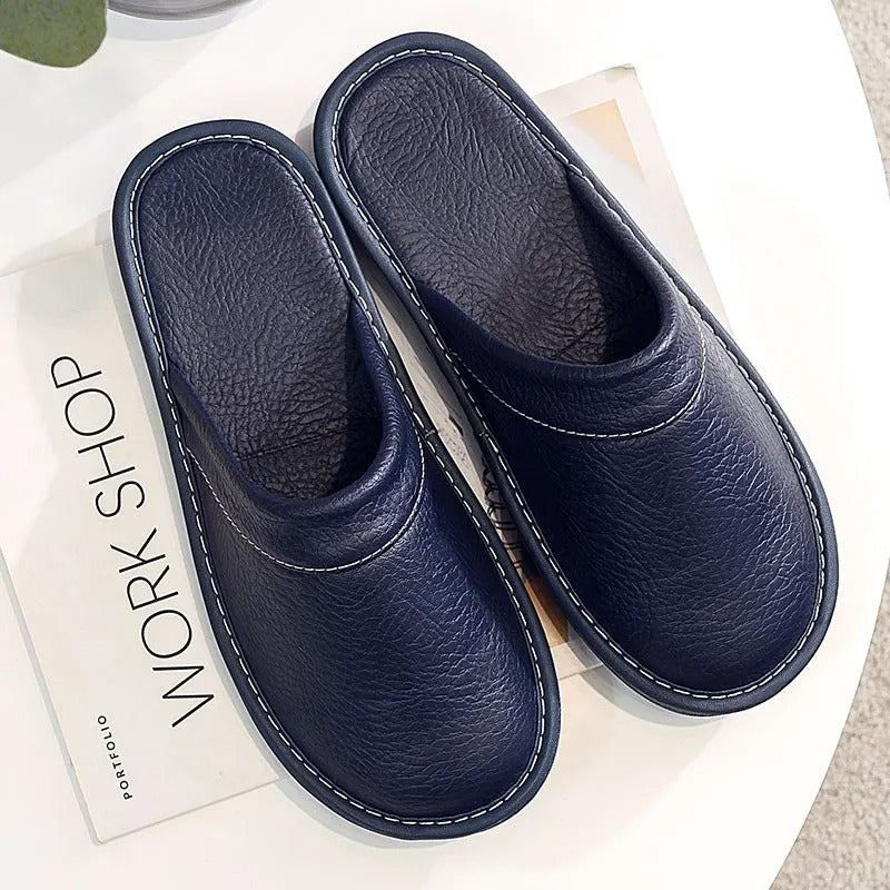 Casual men's clog slippers with ergonomic comfort for indoor use. Great home footwear.