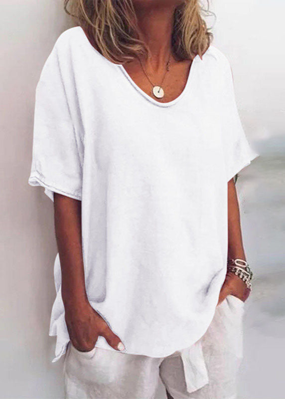 Chic women's loose-fit blouse, a versatile top for everyday elegance & all-day comfort.