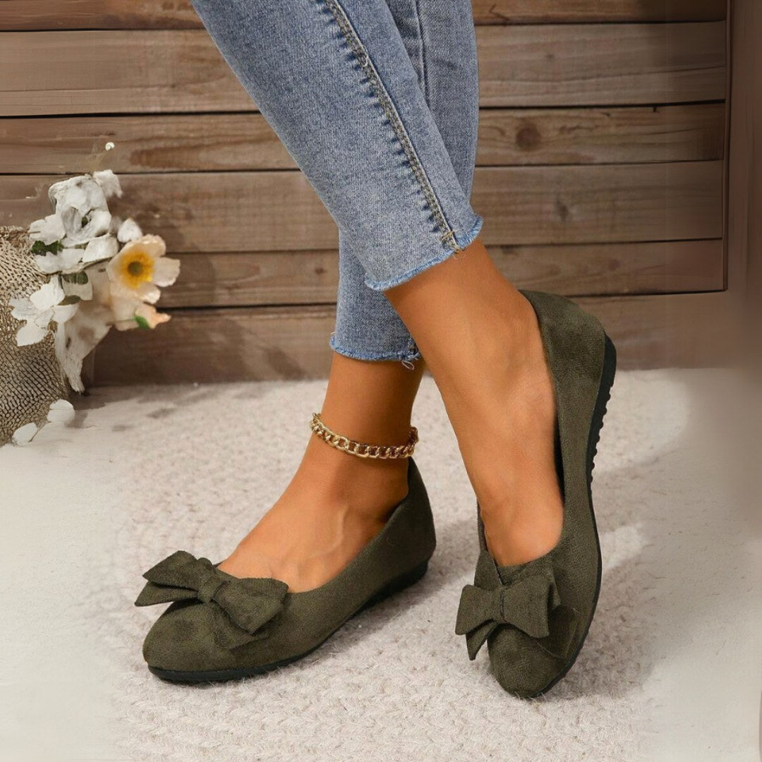 Black women's orthopaedic walking shoes with arch support, designed for daily comfort & posture correction.