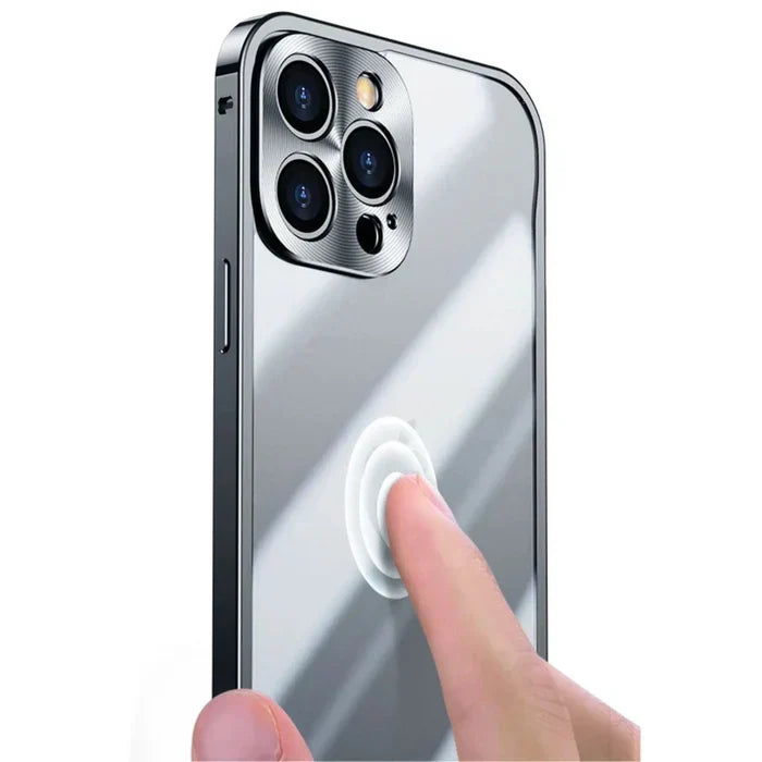 SteelGuard MagSafe iPhone 15 case, premium materials ensure long-lasting protection.