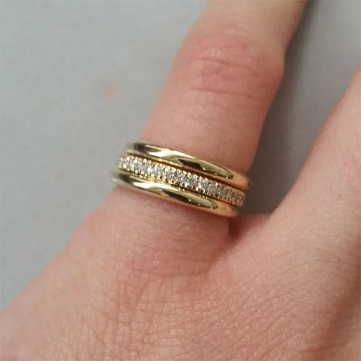 Elegant Double Ring with Zirconia Inlay
