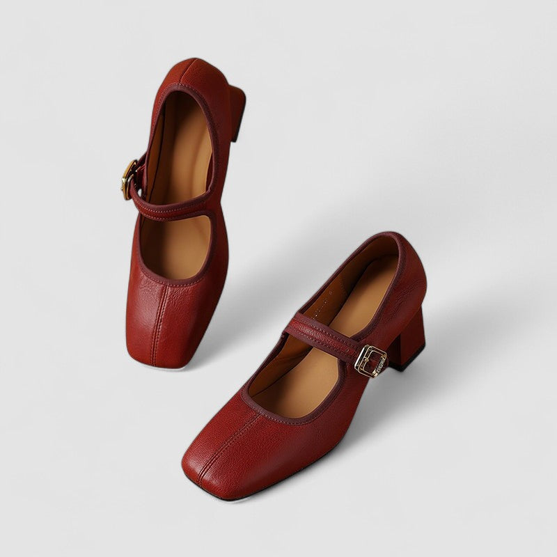 Supportive Cara women's Mary Jane shoes, combining orthopedic features with a stylish flat design.