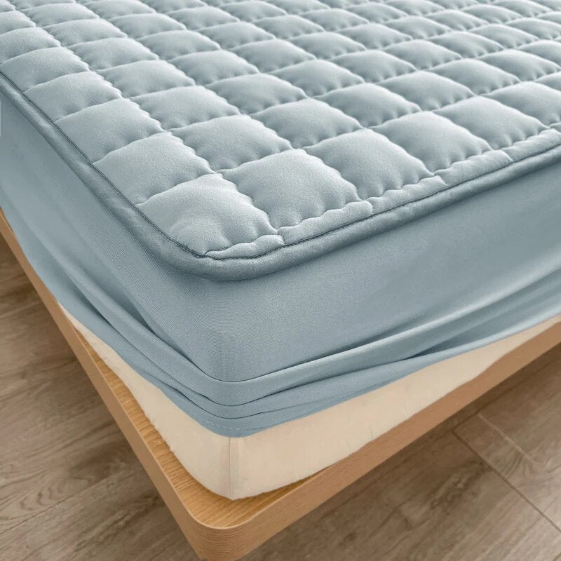 Experience deep, hygienic sleep with the DreamHaven hypoallergenic, washable mattress protector.