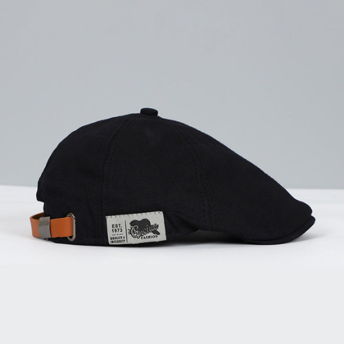 Modern unisex fashion: adjustable beret hat with a sophisticated Harry Potter style.