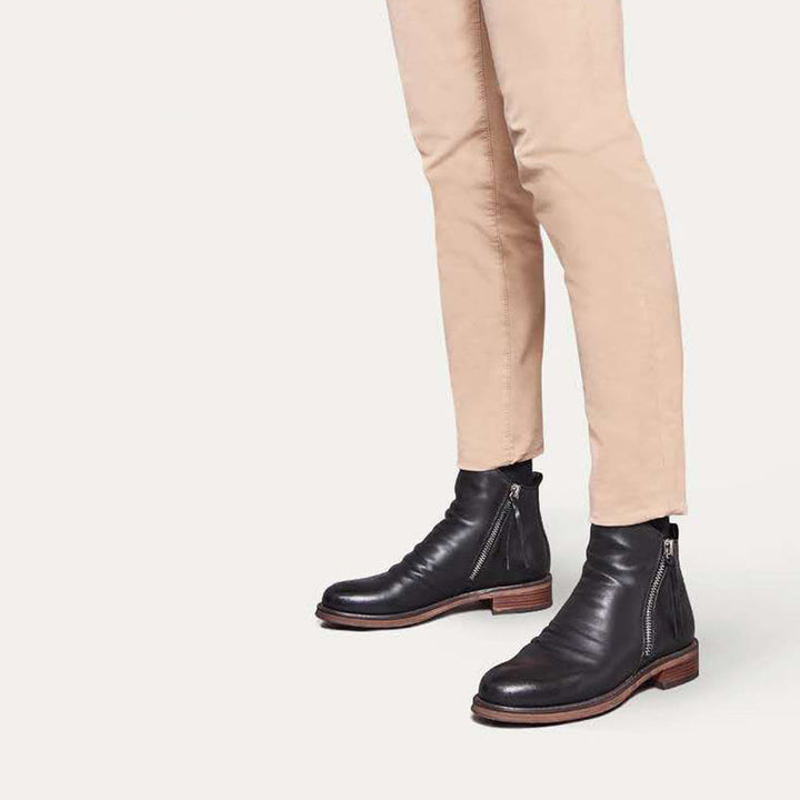 Stylish men's casual boots featuring a convenient side zipper.