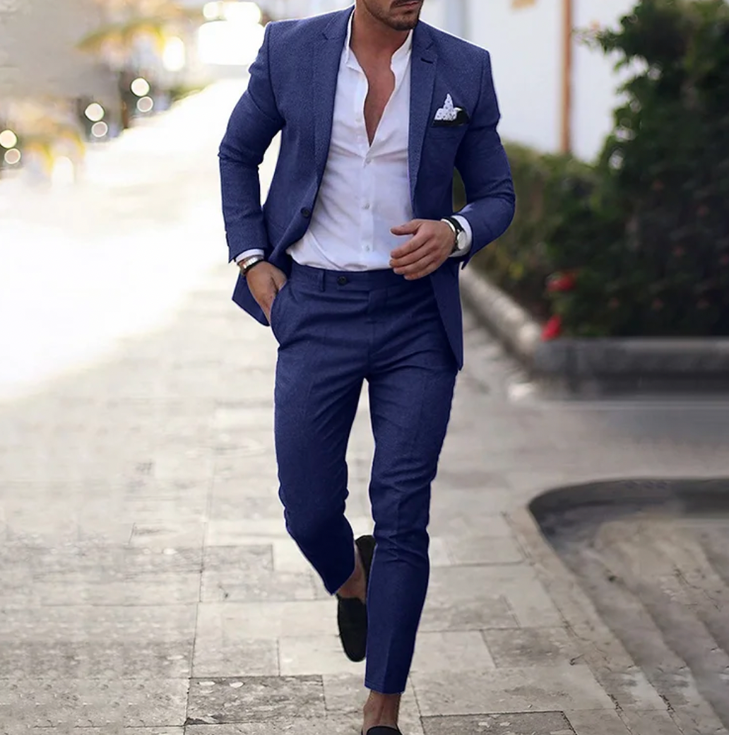 Men's business casual suit set with stylish blazer and trousers for a professional office look. Ideal men's fashion.