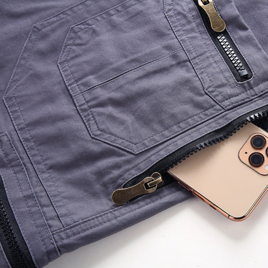 Men's adventure-ready durable cargo shorts, tactical design for rugged hiking and outdoor exploration.