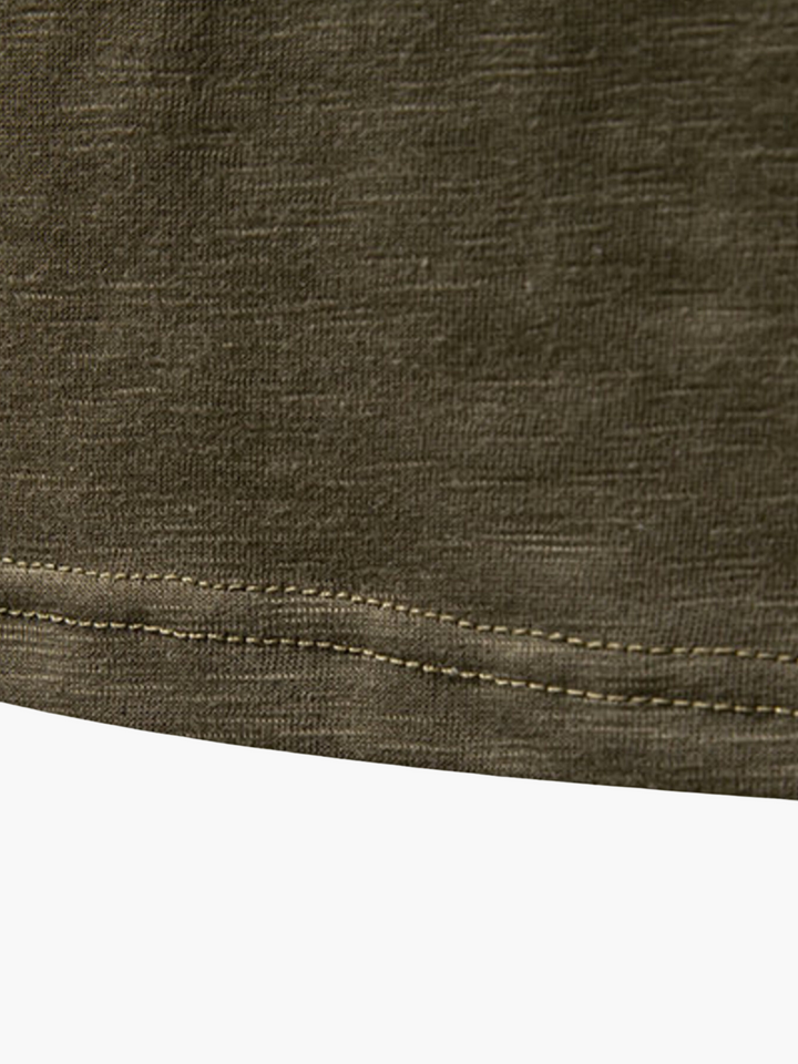 Basic men's t-shirt with henley neckline, comfortable and stylish.