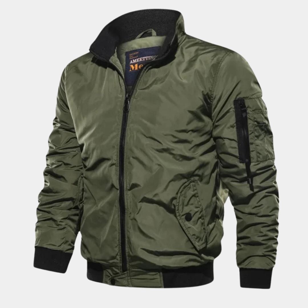 New versatile men's bomber jacket, wind-resistant for fall & winter. Classic design, great for everyday casual style.