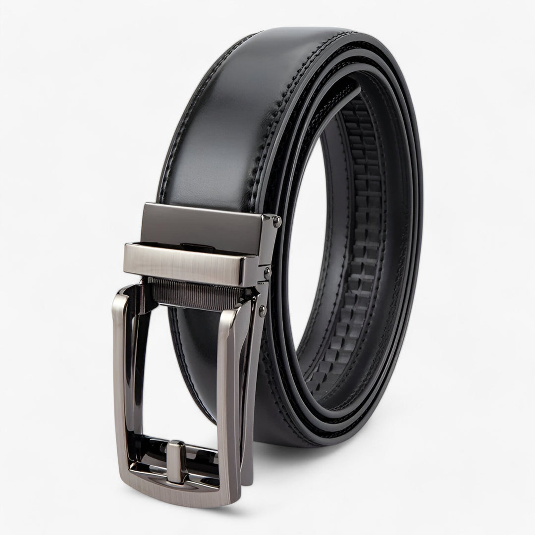 Close-up of a rugged men's cowhide leather belt, highlighting its durable texture and timeless accessory appeal.