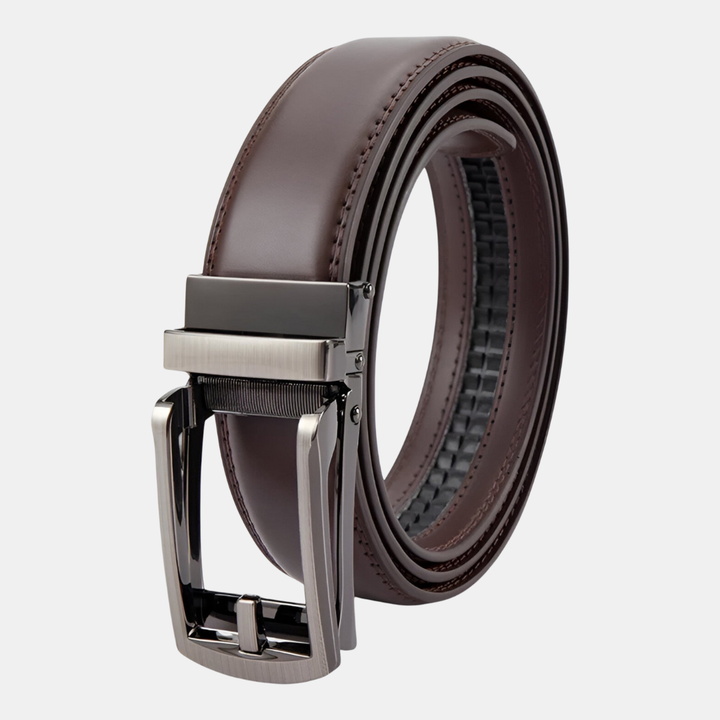Adjustable men's cowhide leather belt, a versatile accessory in classic style for modern men's fashion.