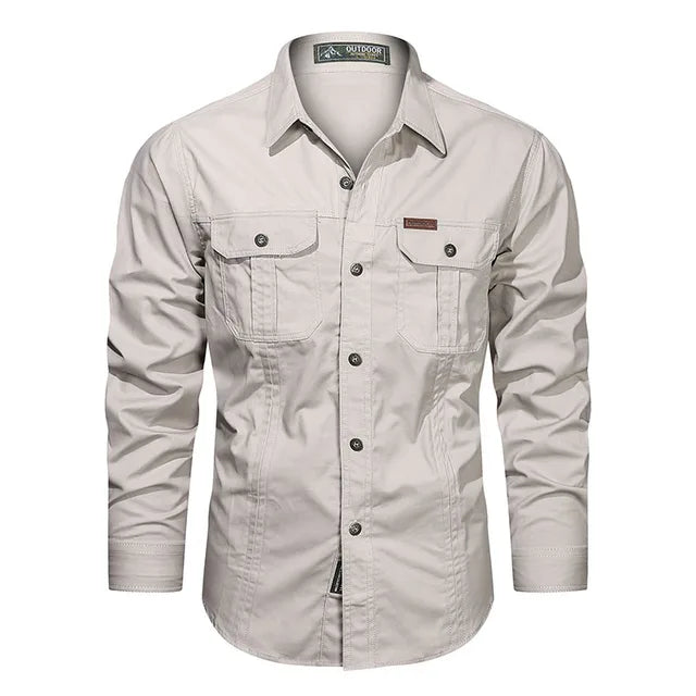 Practical grey men's workwear cargo shirt, highlighting its multi-pocket design.