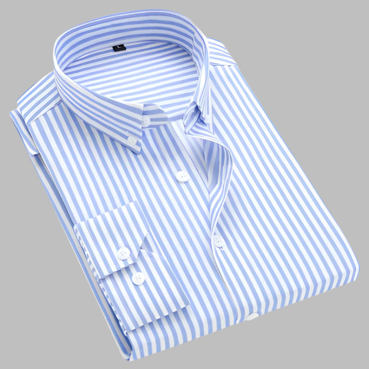 Comfortable men's casual Oxford shirt with a timeless plaid pattern.
