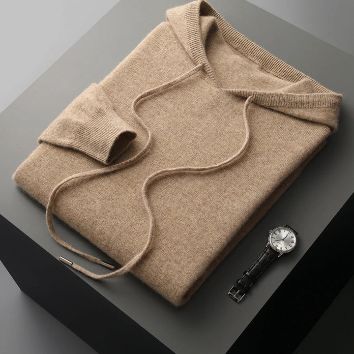Versatile men's comfort hoodie in soft fabric, ideal for daily casual outfits.