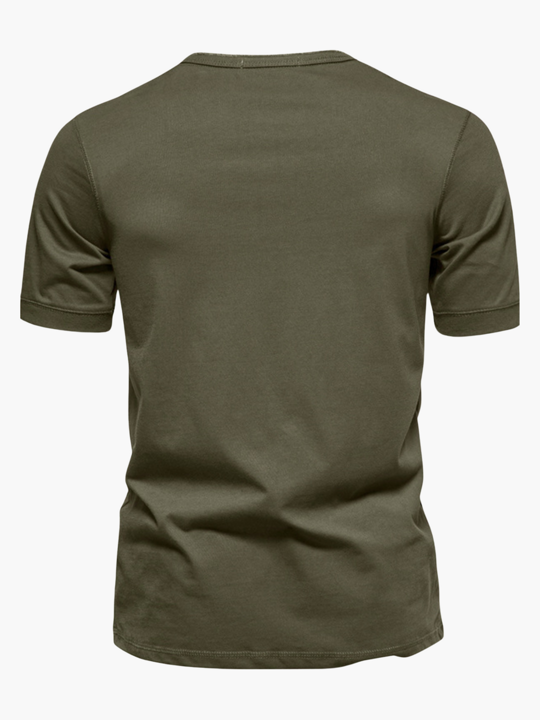 Menswear staple: a breathable short sleeve button-up shirt