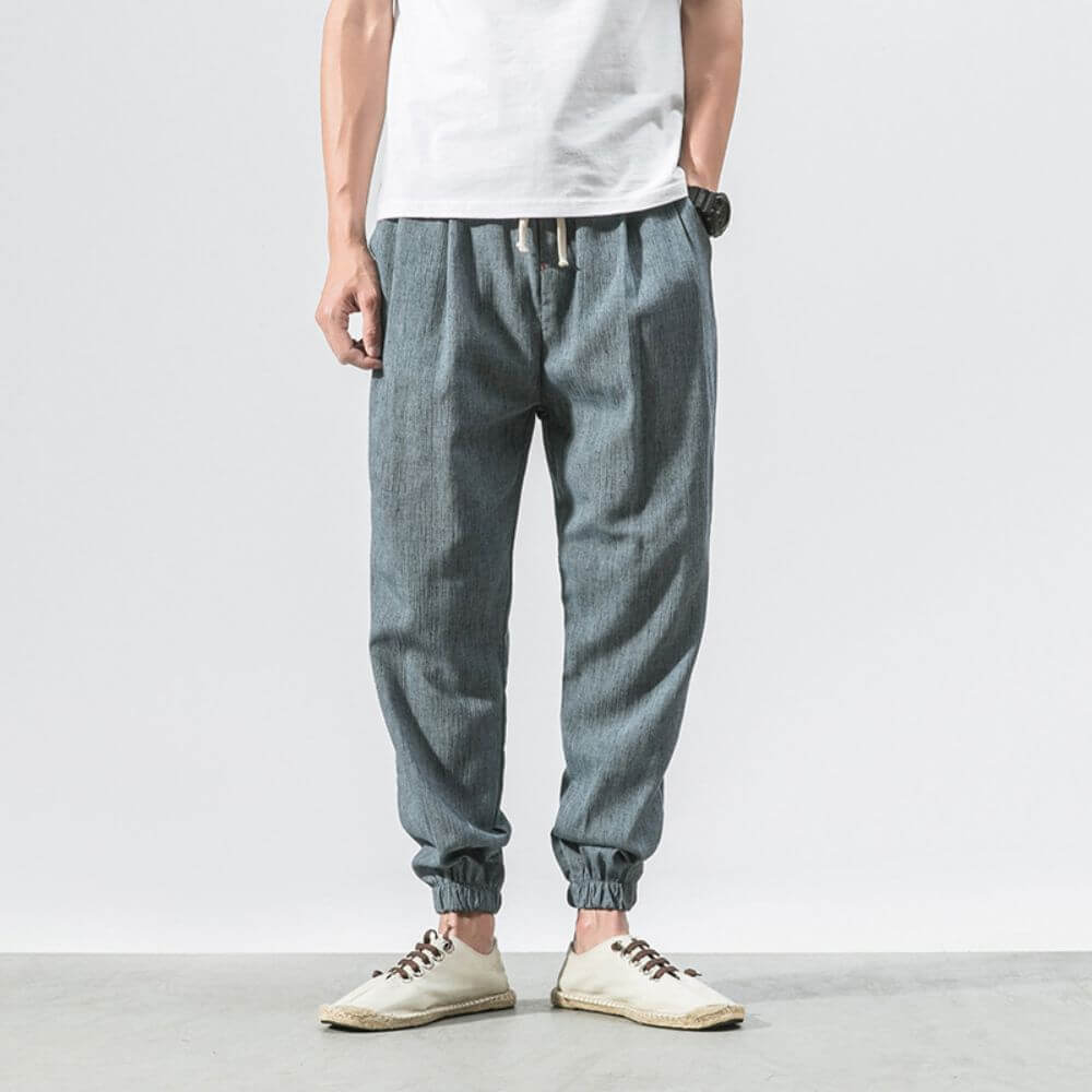 Lightweight men's spring pants, highly breathable for ultimate comfort and casual look.