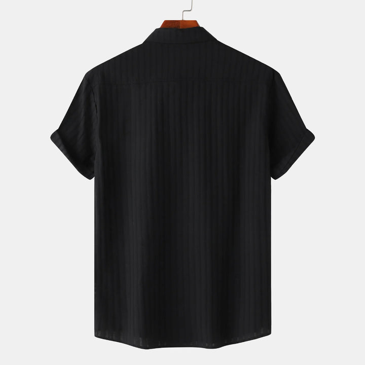 Lightweight menswear shirt with short sleeves and button front
