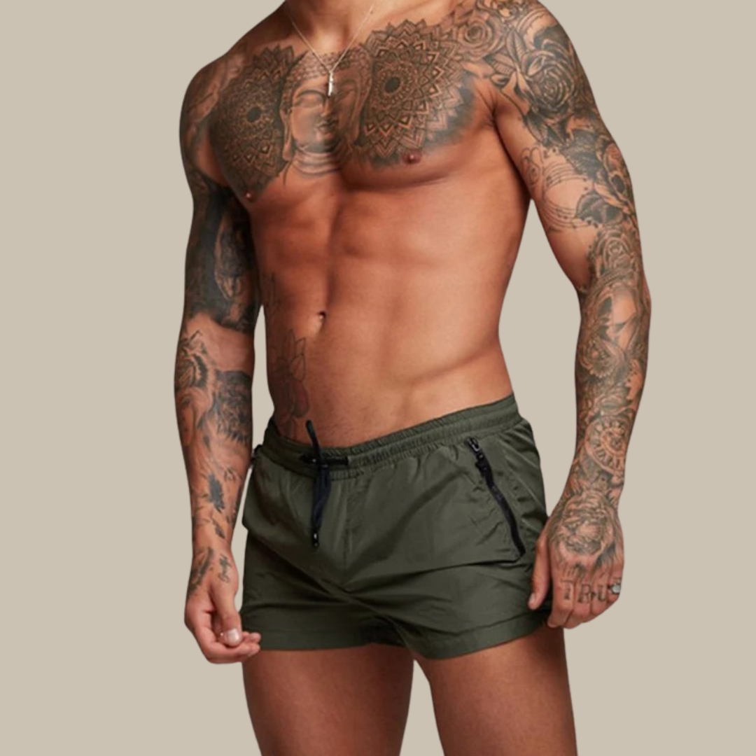 Versatile quick-dry men's beach shorts with secure pockets, great for swimming & casual summer wear.