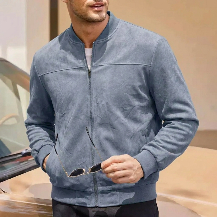 Men's versatile everyday bomber jacket. Classic design with ribbed collar, stylish and practical zip pockets.