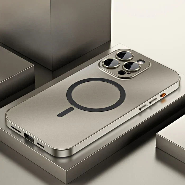 Universal metal iPhone case with magnetic attachment. Offers sleek, durable protection for iPhone 13, 14, 15.