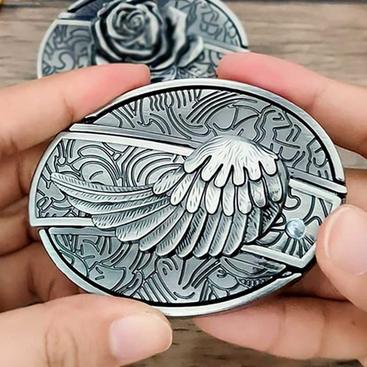 Men's rugged Western belt buckle, a zinc alloy accessory featuring a hidden everyday carry tool.
