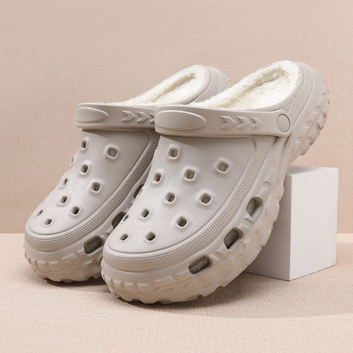 Comfort-first unisex platform clogs. Warm, plush-lined slip-ons with a chunky sole.