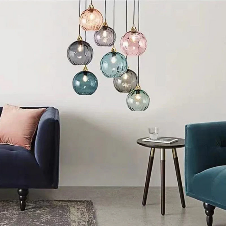 Design-focused 3-lamp modern cluster light, ideal ceiling lamp for stylish interiors.