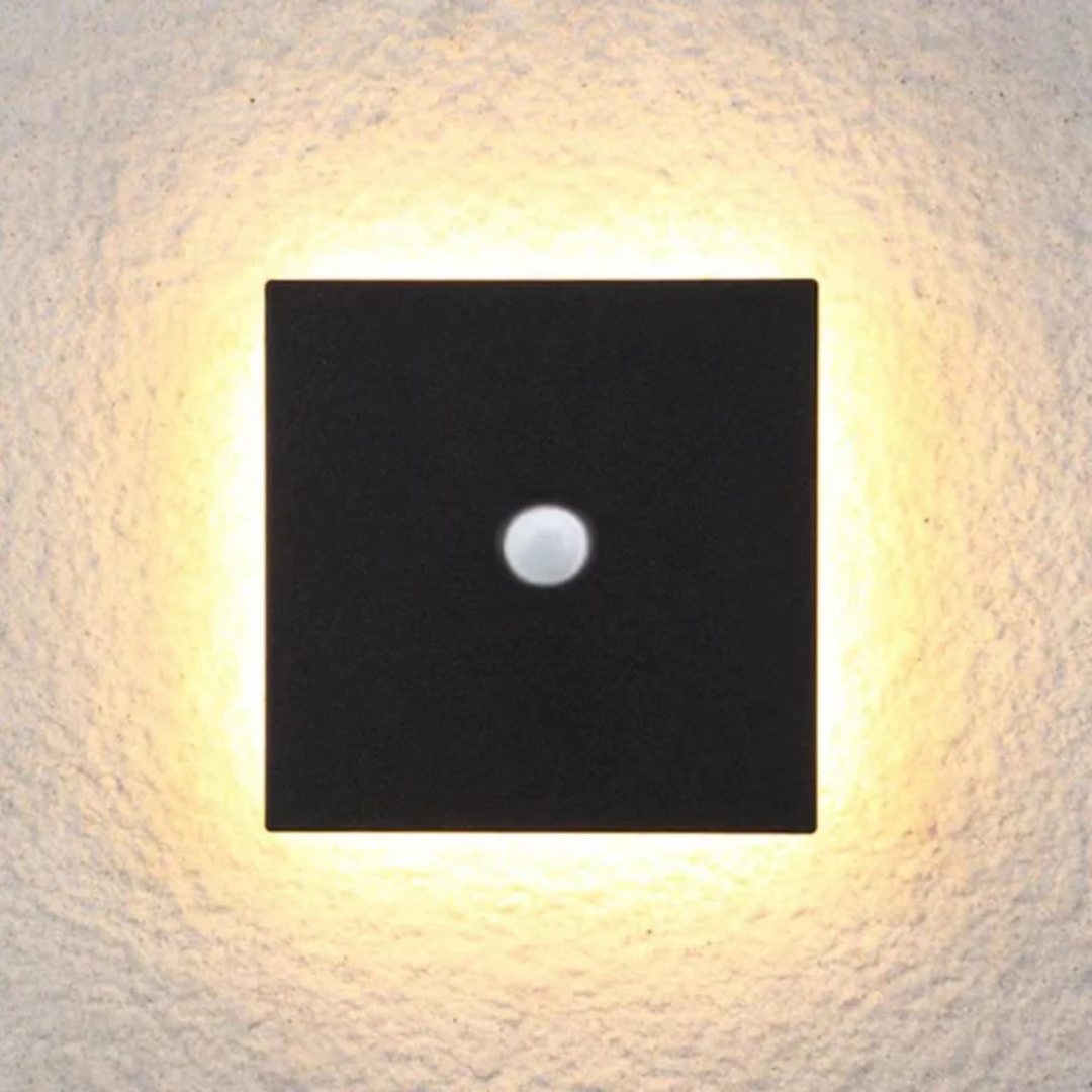 Modern minimalist LED outdoor wall lamp with sleek Zenith design