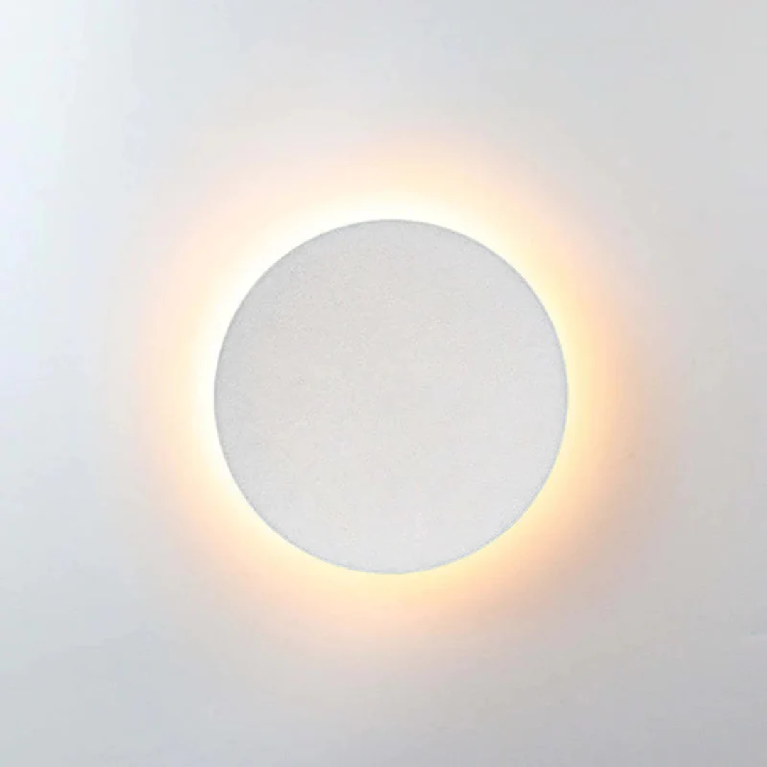 Contemporary minimalist LED wall light for gardens and entryways