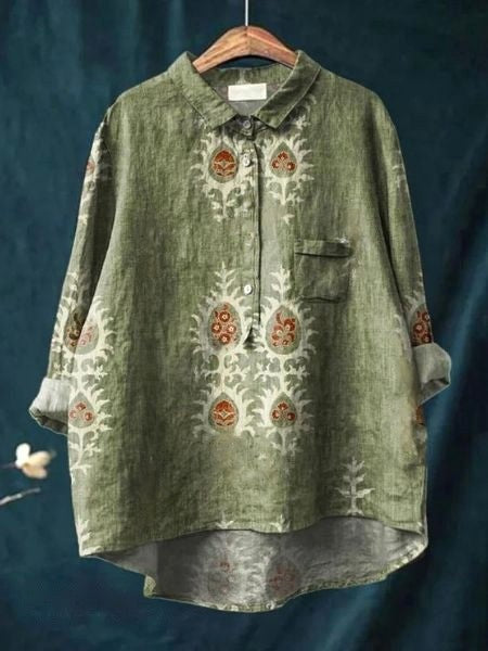 Summer essential: women's floral short sleeve blouse, comfortable for everyday wear.