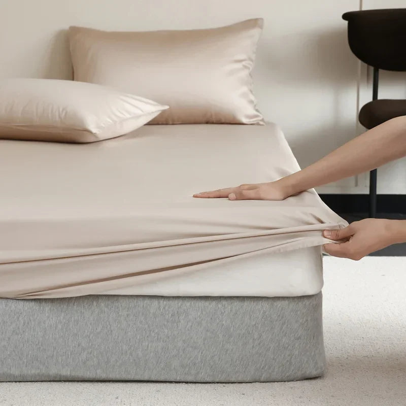 Hypoallergenic Mulberry silk bed sheet, breathable for comfortable, healthy sleep.