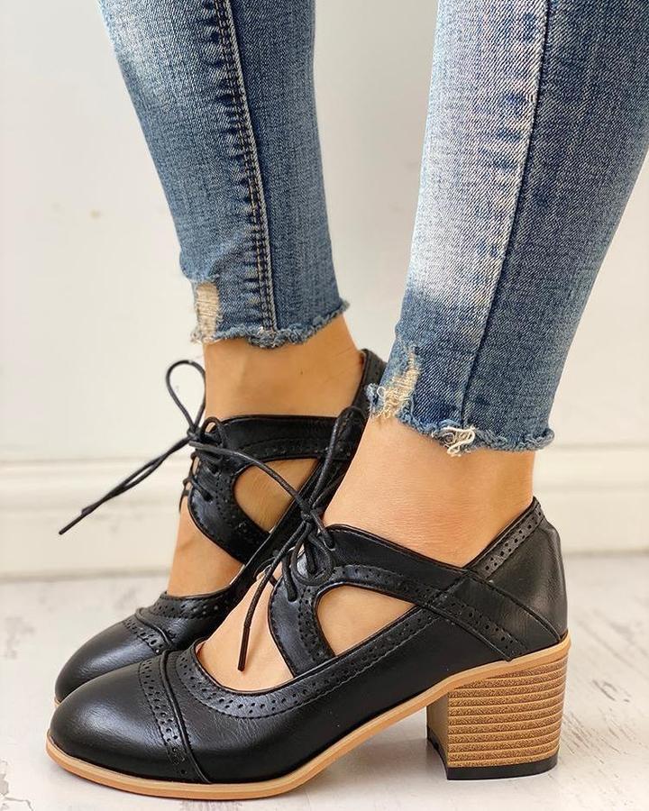 Stylish women's orthopedic vintage comfort shoes, perfect for daily wear & foot health.