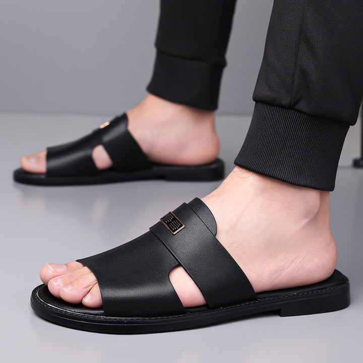 Lightweight men's cosy slip-on sandals with open toe, perfect comfort slides for warm days.