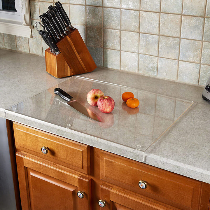 Clear acrylic cutting board, an essential kitchenware for food prep