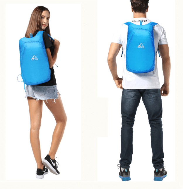 Water-resistant travel bag, 20L compact and lightweight daypack.