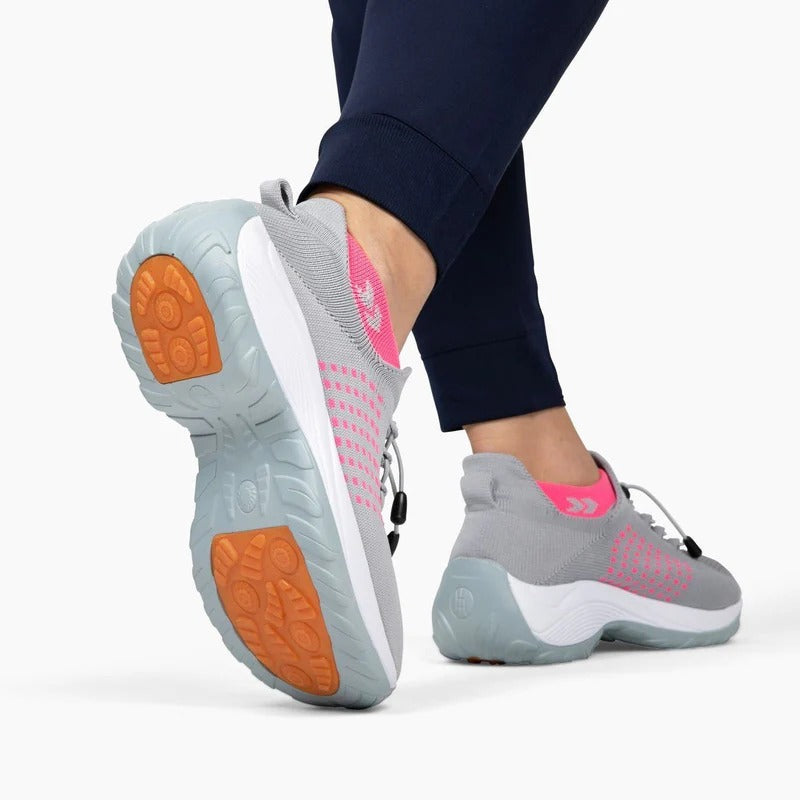 Women's casual orthopedic shoes, providing responsive cushioning and stability for all-day comfort.