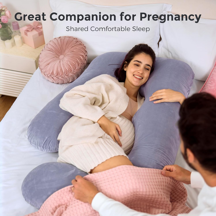Orthopedic full-body maternity pillow, a sleep aid offering prenatal comfort & support for expectant mothers.