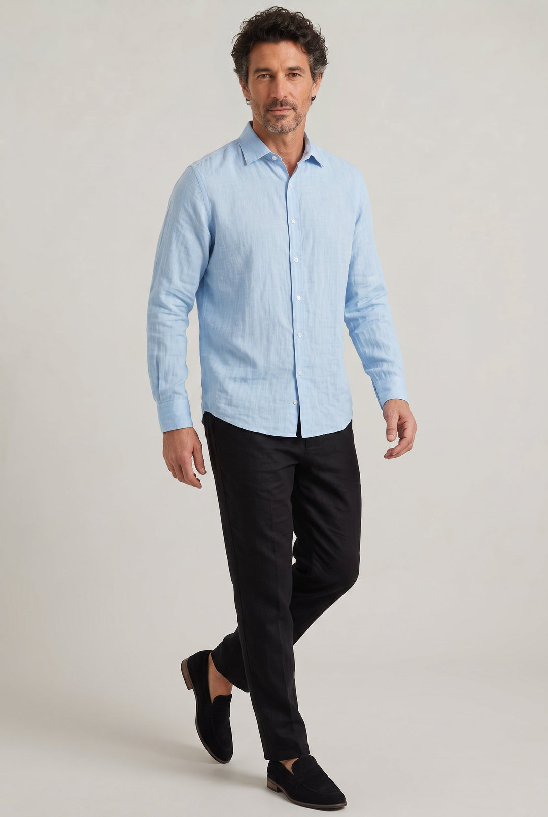 Breathable relaxed fit men's textured shirt. Ideal for everyday style & comfort.