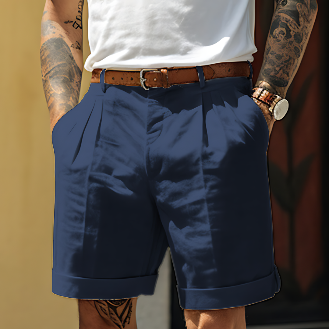 Versatile men's tailored pleated shorts, perfect for smart casual outfits and comfortable everyday wear.