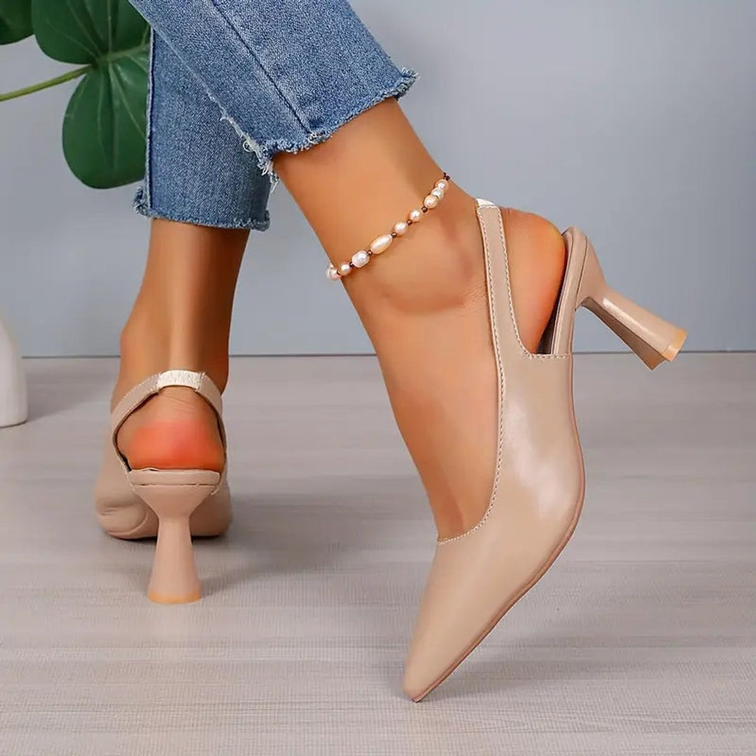 Stylish women's high heels: pointed toe, slingback strap, and a comfortable block heel. Day to night versatility.