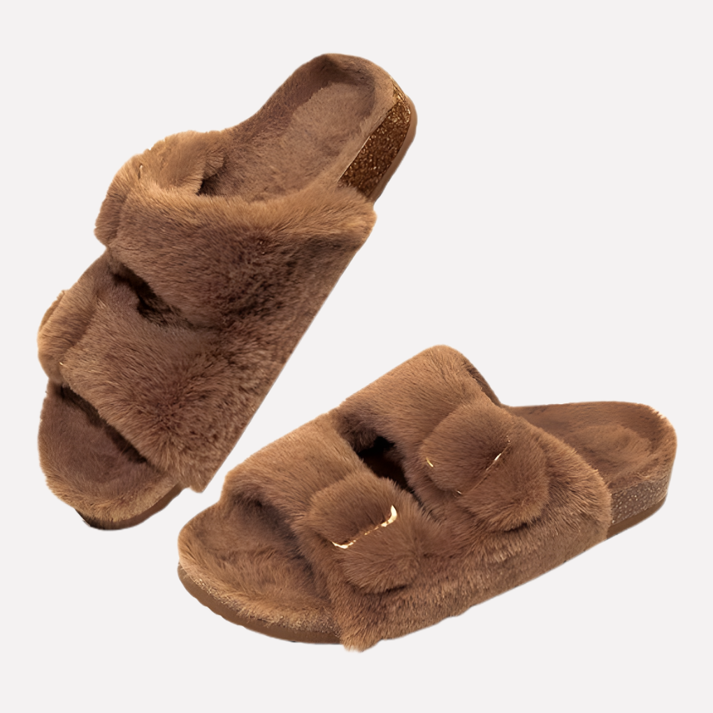 Modern open-toe women's plush slippers, combining style & comfort for indoor and outdoor casual footwear.