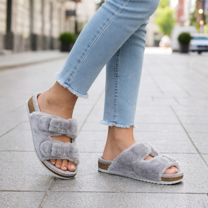 Relaxed style women's plush open-toe slippers, excellent for home comfort & casual outdoor strolls.