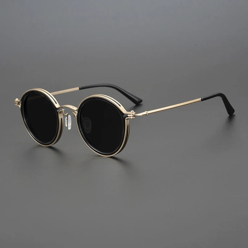 Unisex polarized sunglasses with UV400 protection, featuring a stylish metal frame for all-day eye comfort.