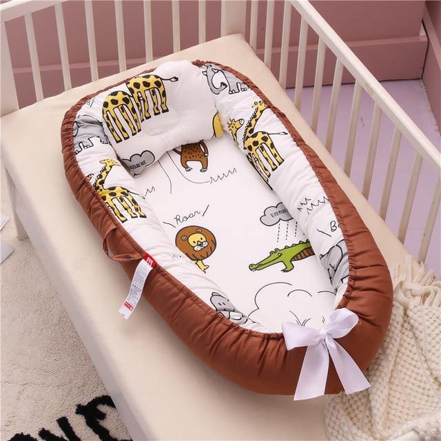 Safe sleep baby lounger & portable bassinet for infants. Lightweight newborn sleeper, ideal for travel and home nursery.