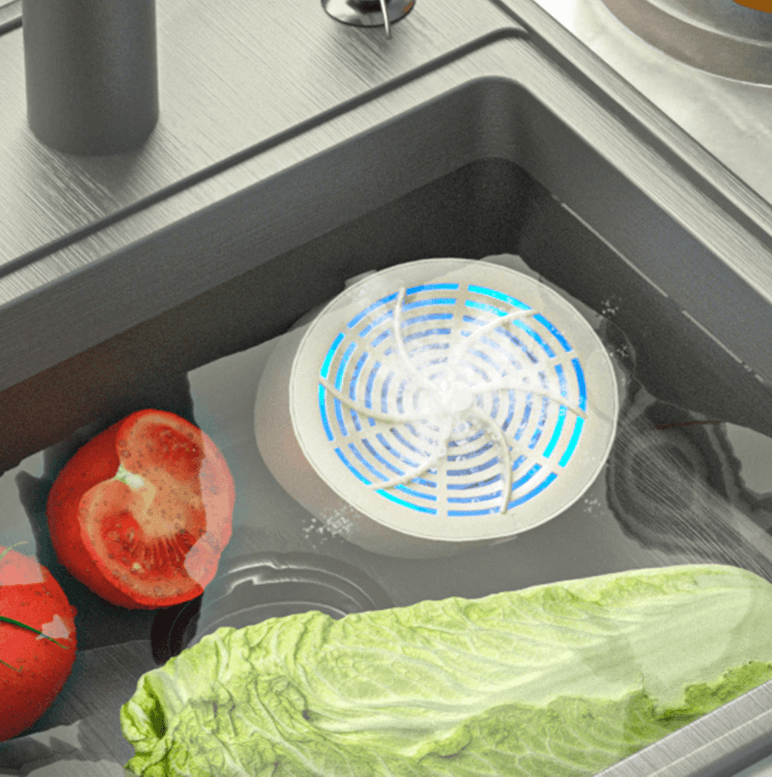 Handheld fruit cleaner and produce washer, ensuring chemical-free food safety for your kitchen.