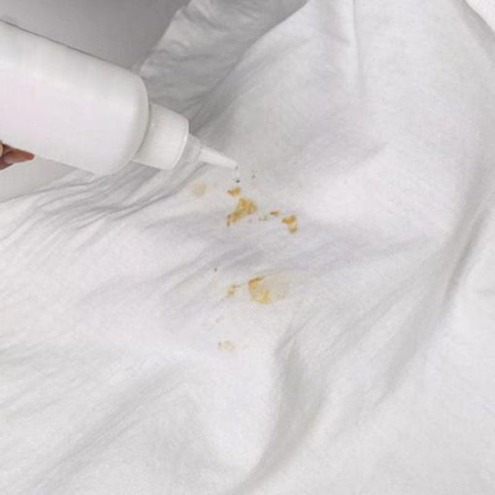 Removes tough yellow stains, rust & general spots from clothes, fabrics & household surfaces. Effective.