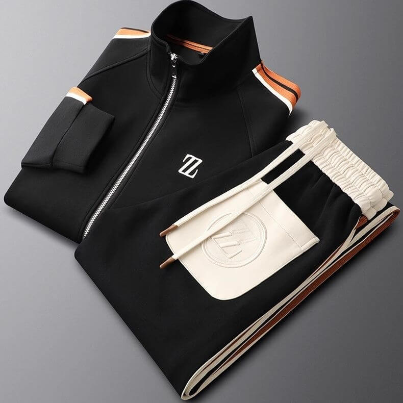 Coordinated men's tracksuit set, premium activewear for a stylish athletic and casual look. Optimal comfort.