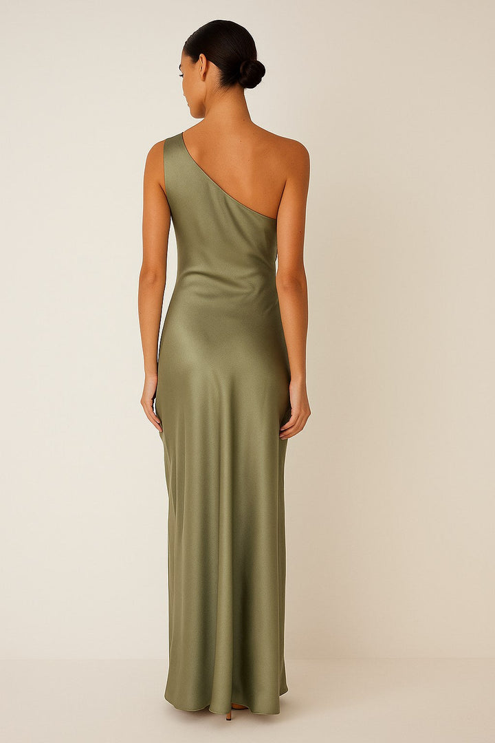 Sophisticated women's long one-shoulder gown with a high split, perfect for elegant evening wear and cocktails.